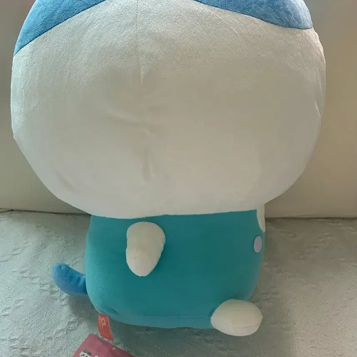[BUNJANG] Chiikawa Hachiware Hello Kitty Big Plush / 치이카와 하치와레 헬로키티 빅누이 대형 누이