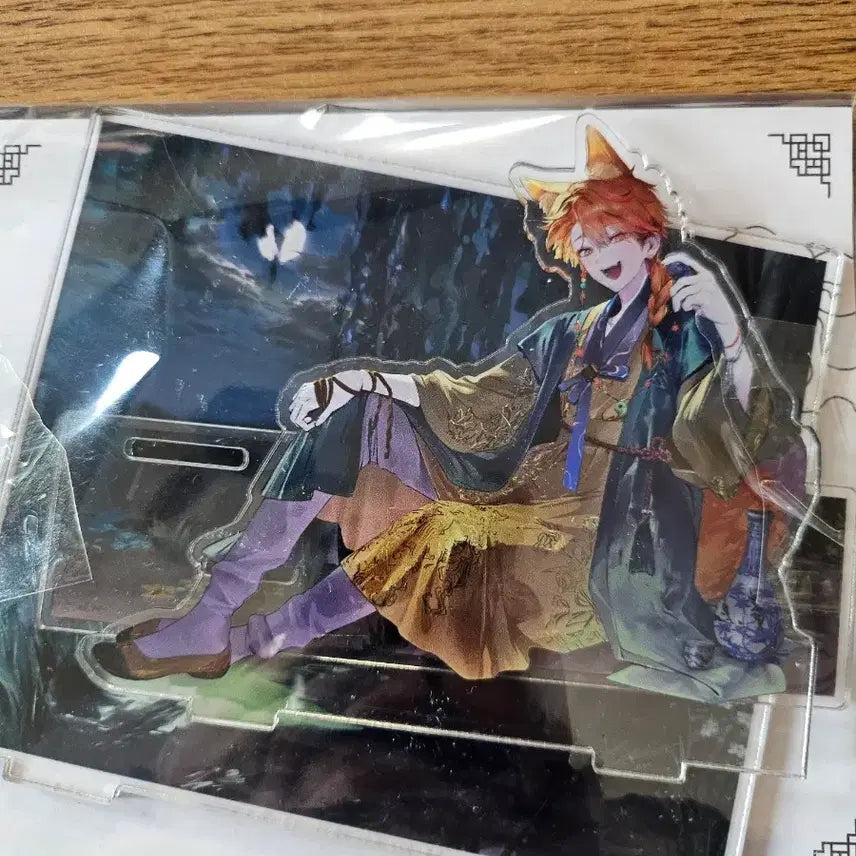 [BUNJANG] Skoshism Nino Autumn Diorama Acrylic Stand / 스코시즘 니노 가을 디오라마 캐릭터 아크릴 스탠드