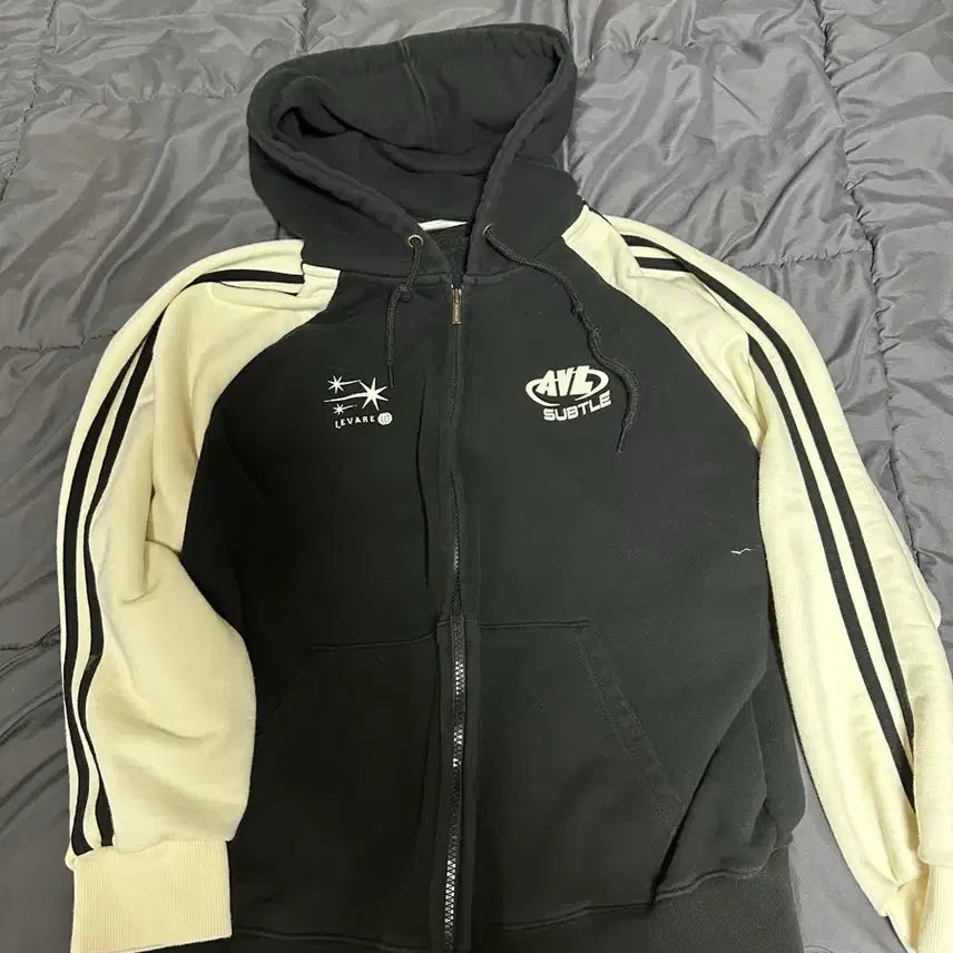 [BUNJANG] AVL Subtle Black Hooded Zip-Up Jacket / AVL Subtle 블랙 후드집업