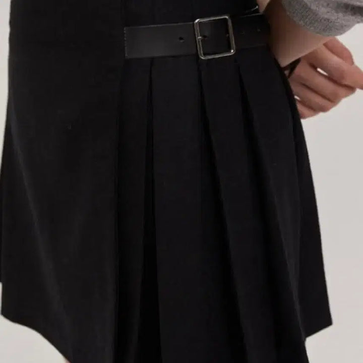 [SOLD OUT] 더바넷 the Barnnet Chers Mini Skirt