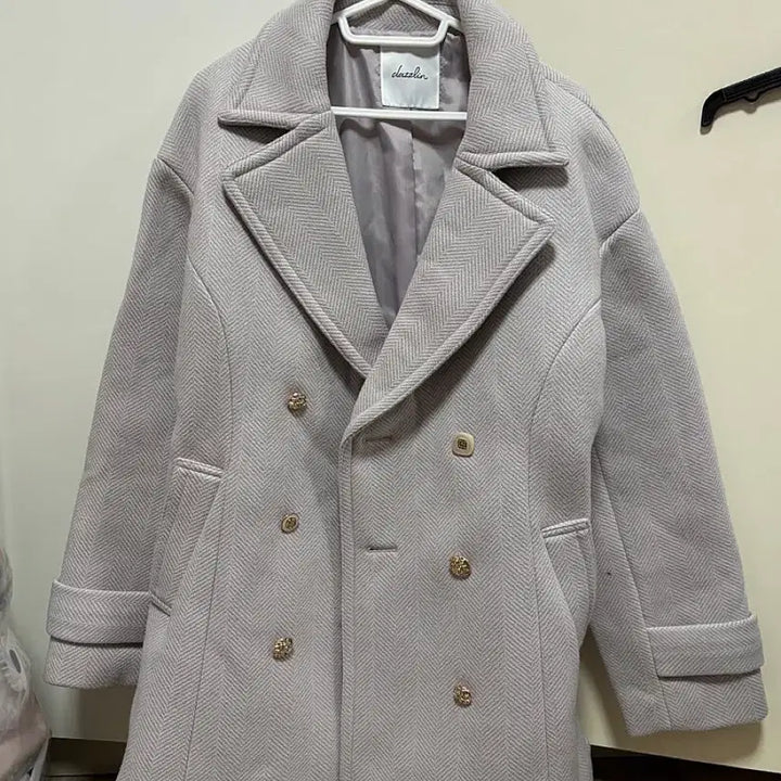 [BUNJANG] Dazzlin Pink Ivory Double Button Coat / 다즐린 핑크 아이보리 더블 버튼 코트 일본브랜드