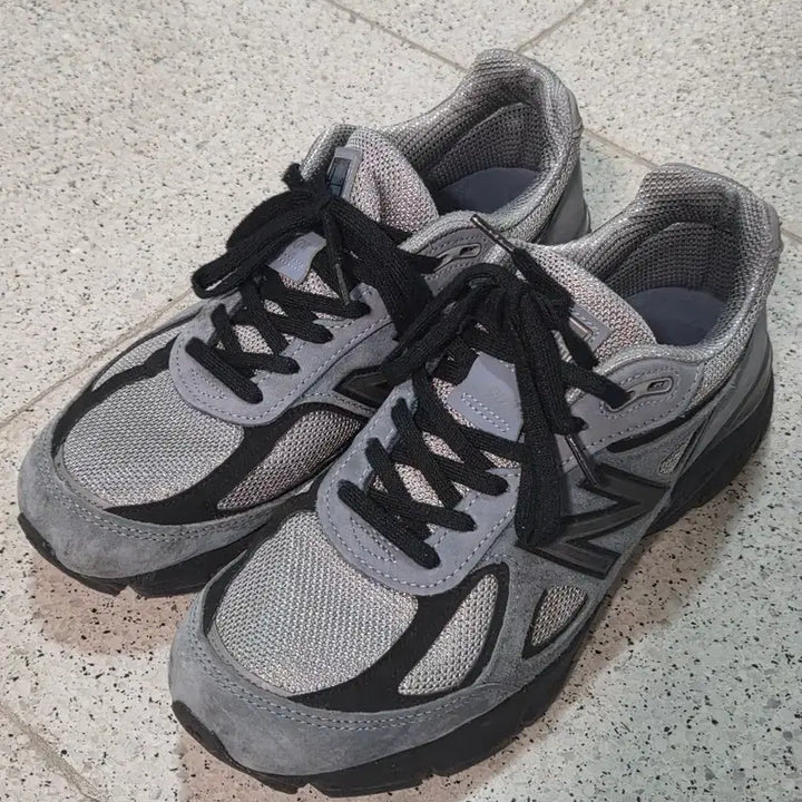 [SOLD OUT] 뉴발란스 990v4 메이드 인 USA 아크틱 그레이