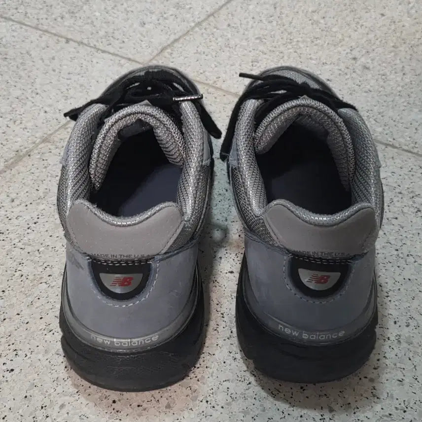 [SOLD OUT] 뉴발란스 990v4 메이드 인 USA 아크틱 그레이