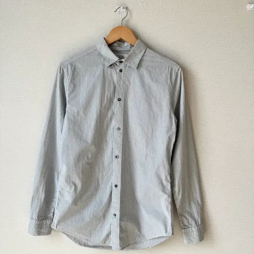 [SOLD OUT] (상태최상) COS 코스 남성 레귤러핏 coupe droite 바스락 스