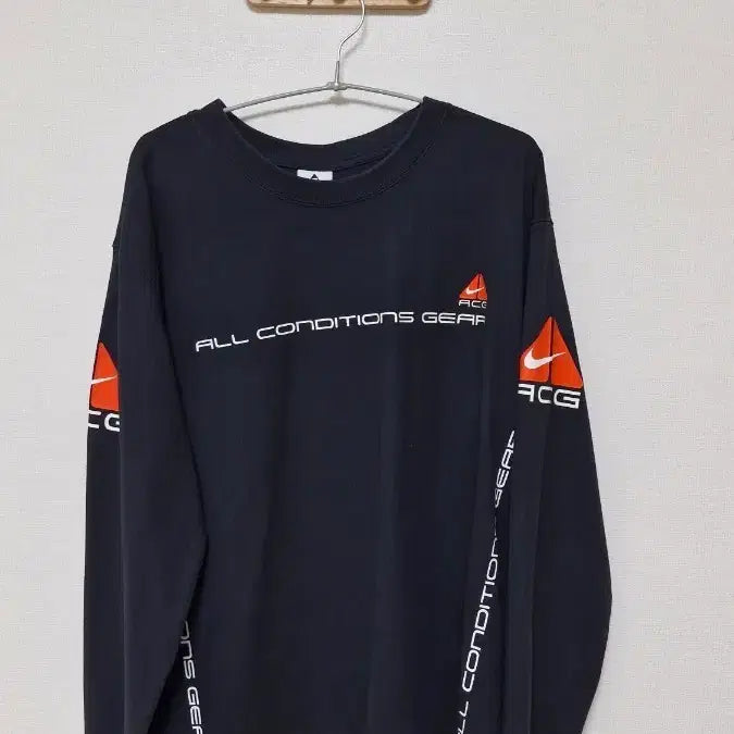 [SOLD OUT] 나이키 acg 롱슬리브