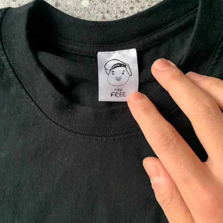 [SOLD OUT] 이자반 굿즈 티