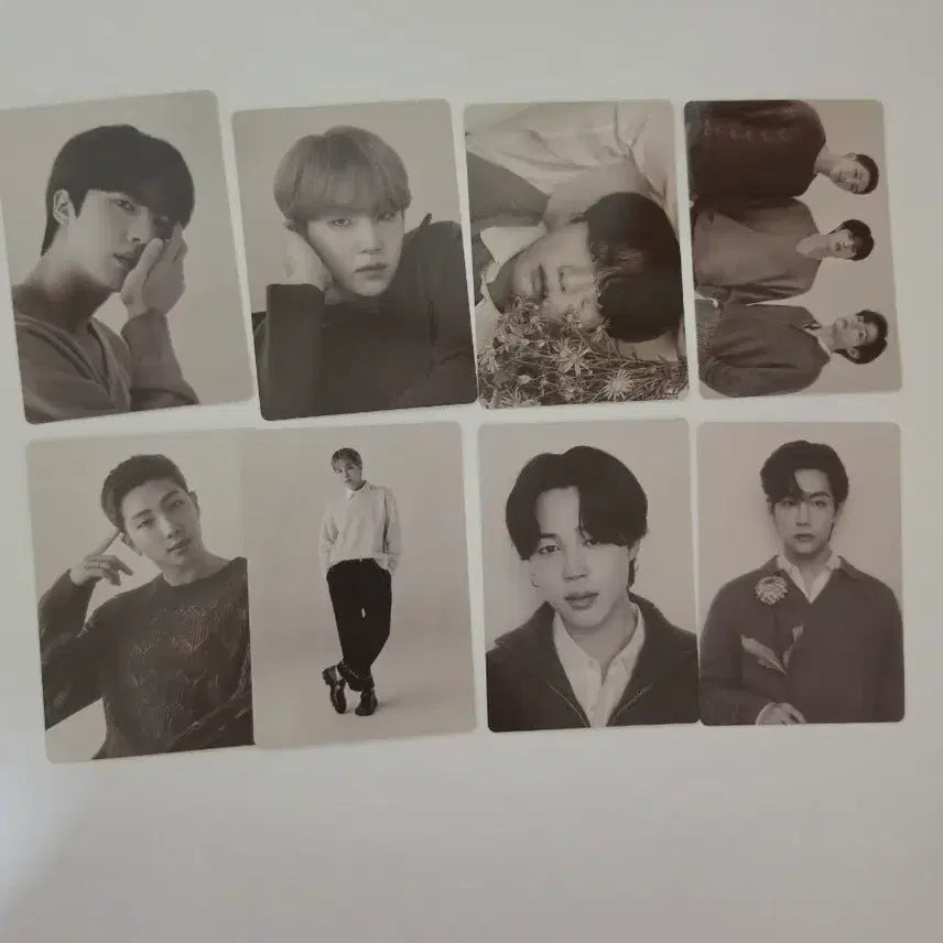 [BUNJANG] BTS Monochrome Black and White Photocard Bundle Set / 방탄소년단 모노크롬 흑백 포토카드 7장 세트