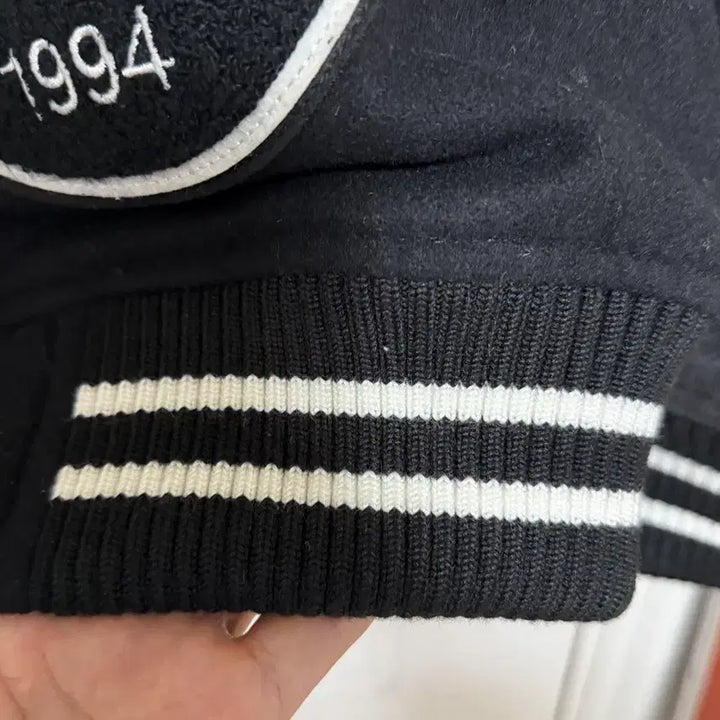 [BUNJANG] Supreme Tiger Varsity Jacket Black XL / 23F/W슈프림 타이거 바시티 블랙 XL