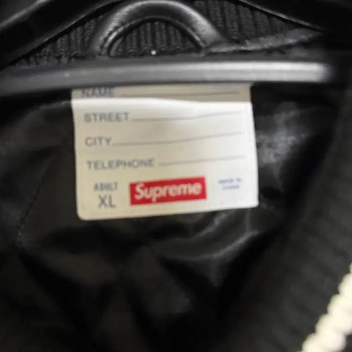 [BUNJANG] Supreme Tiger Varsity Jacket Black XL / 23F/W슈프림 타이거 바시티 블랙 XL