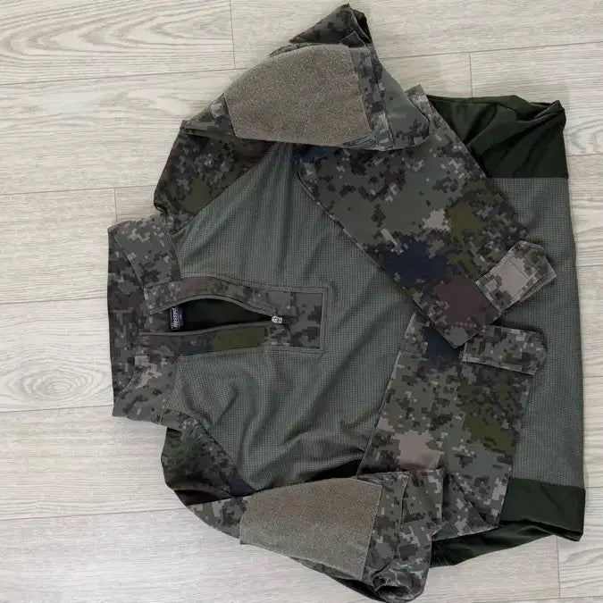 [BUNJANG] Hessed Digital Combat Shirt / Hessed 디지털 컴뱃셔츠