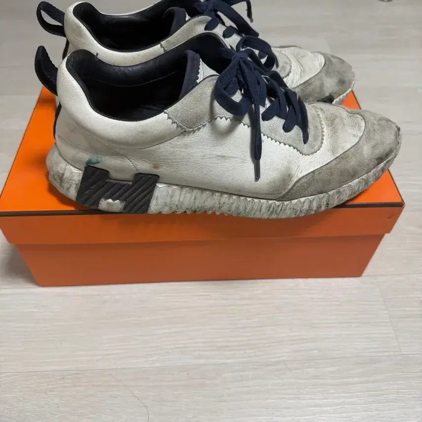 [BUNJANG] Hermès Bouncing Sneakers Size 44 / 에르메스 바운싱 44