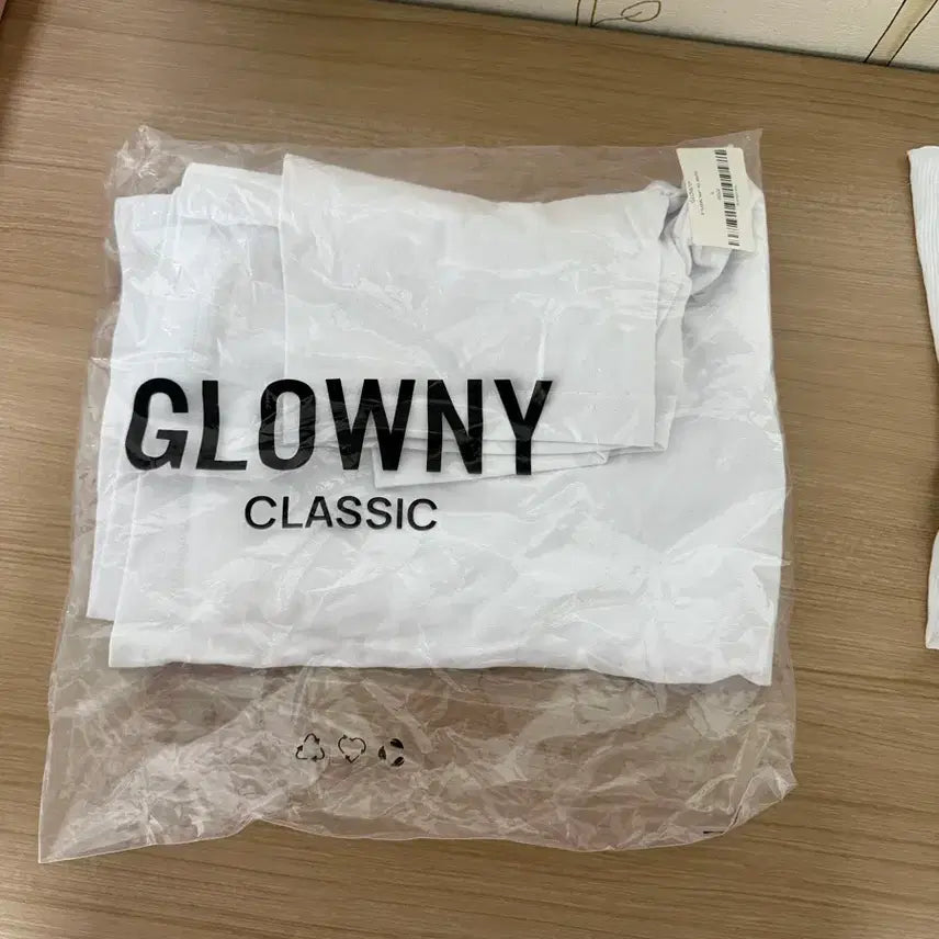 [BUNJANG] Glony G Classic Soft Tee / 글로니 G classic soft tee