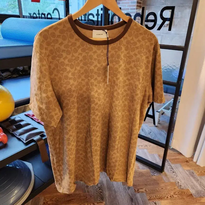 [BUNJANG] Coach Signature Pattern T-shirt Brown XL / 코치 시그니처 패턴 반팔 티셔츠 브라운 XL사이즈 새상품 판매합니다