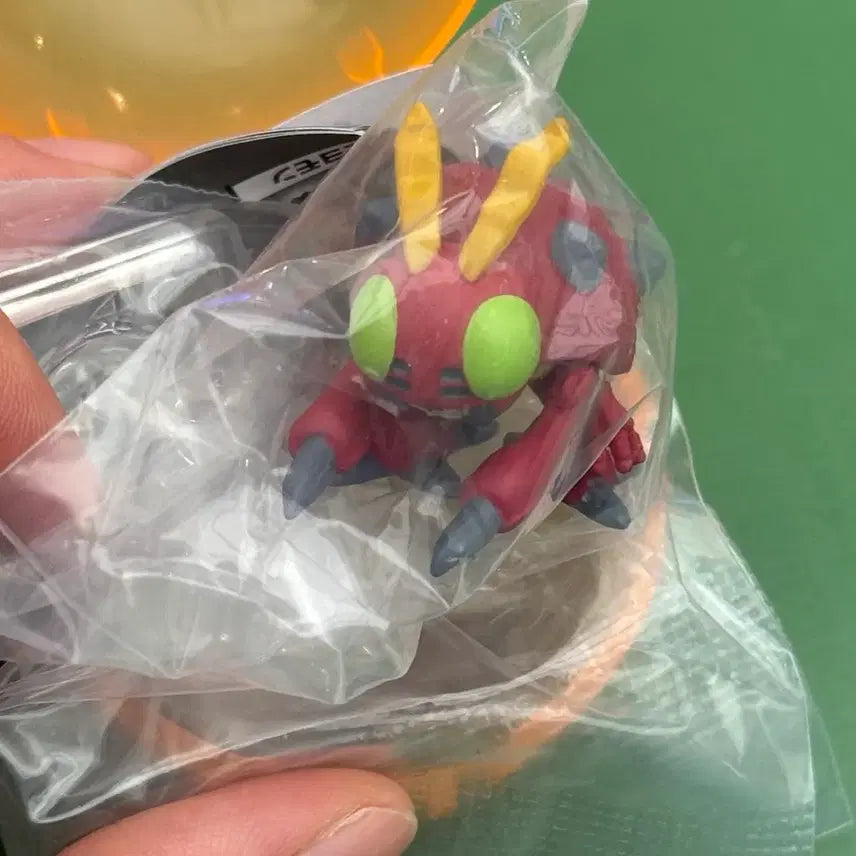 [BUNJANG] Digimon Tentomon Marching Gacha Figure (Sealed) / 디지몬 텐타몬 나란히 행진 가챠 피규어 미개봉