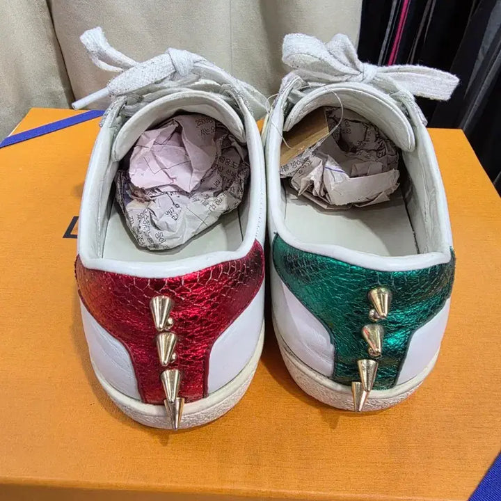 [BUNJANG] Gucci Ace Studded Pearl Sneakers / [245]구찌(Gucci)에이스 스터드 펄 스니거즈
