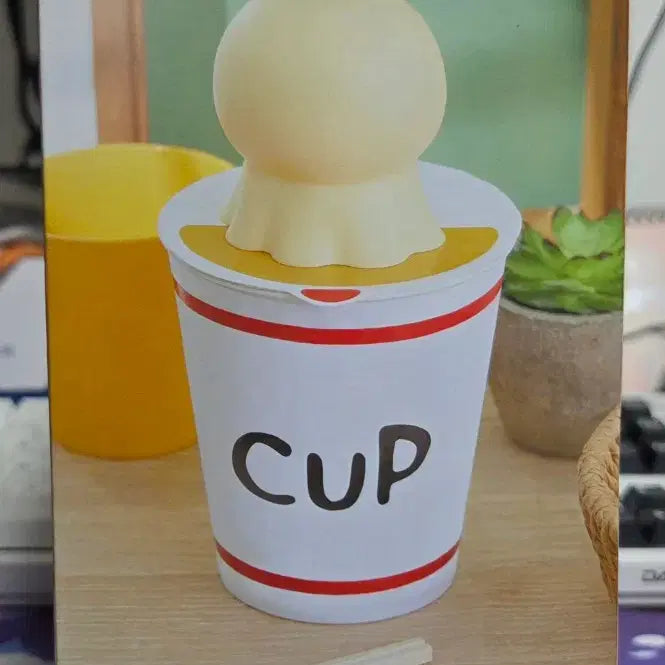 [BUNJANG] Furyu Usagi Fujiwara Chika Noodle Stopper Figure / 우사기 후류 누들스토퍼 우라야햐보우즈