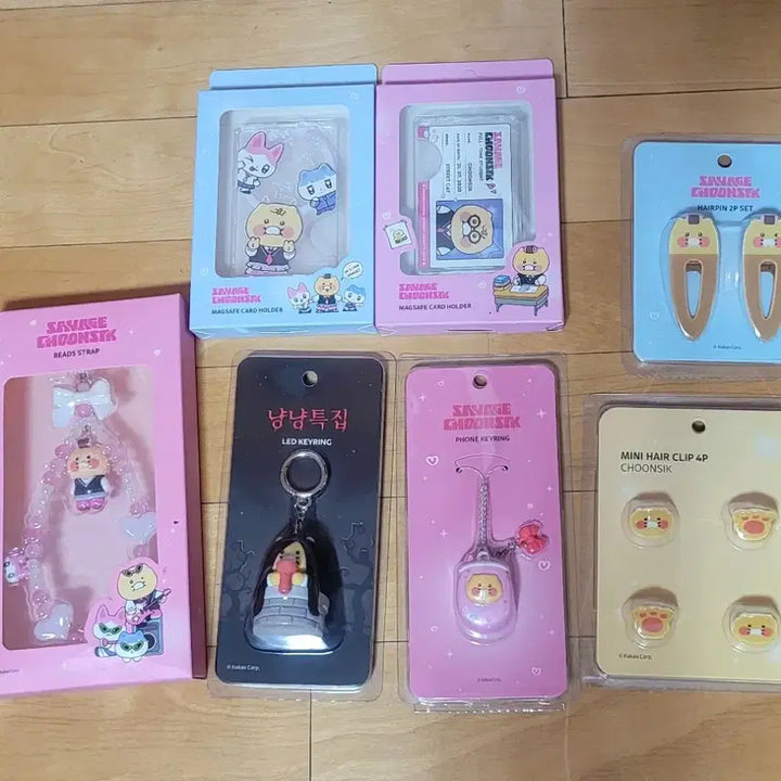 [BUNJANG] Kakao Friends Chunsik Bundle Set / 카카오프렌즈 춘식이 키링, 폰스트랩, 카드홀더, 머리핀 일괄