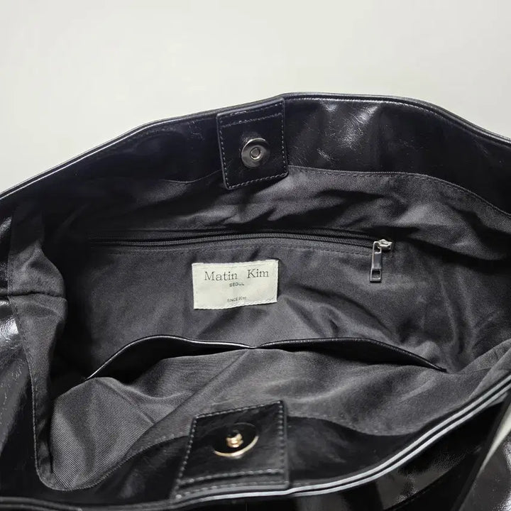 [SOLD OUT] 마뗑킴 가방(더블 벨티드 스트랩 빅 백)