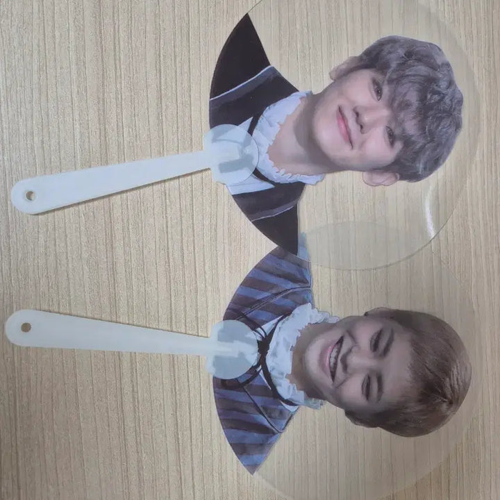 [BUNJANG] Baekhyun &amp; Xiumin Transparent Fan Bundle Set / 백현/시우민 투명 부채 세트