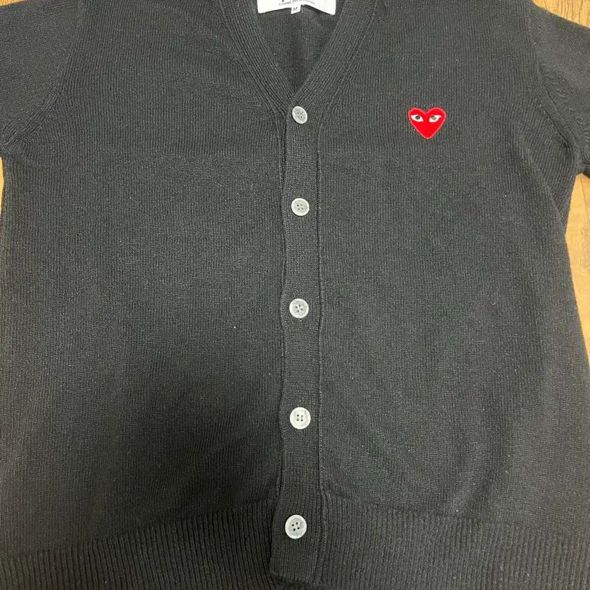 [BUNJANG] Comme des Garçons Black Cardigan with Red Heart Logo / 꼼데가르송 블랙 가디건