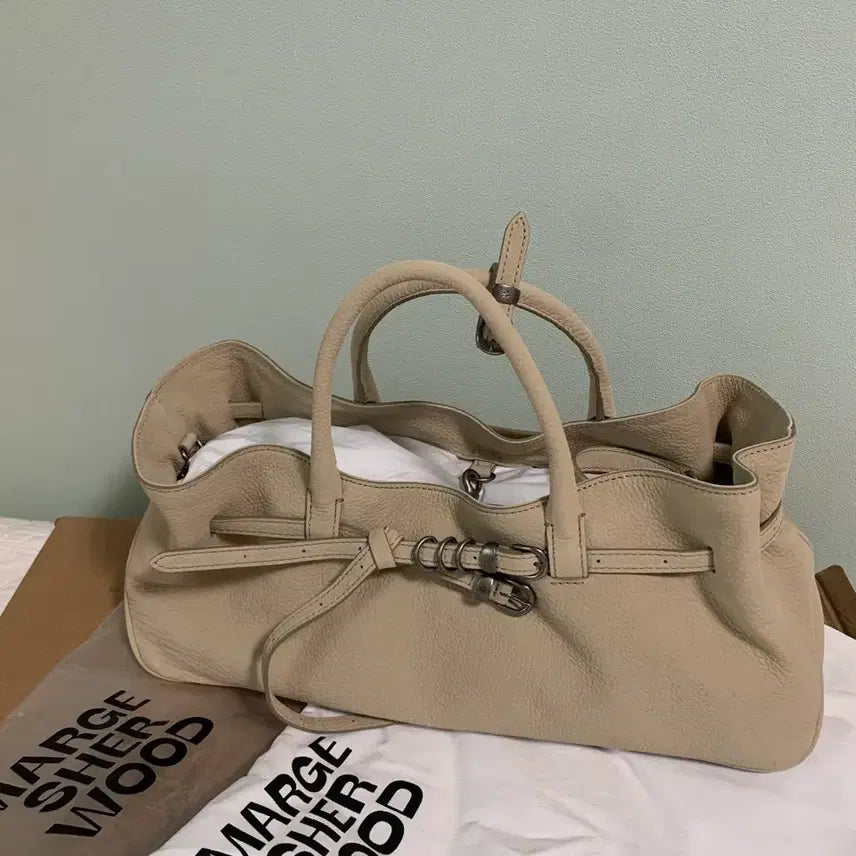 [BUNJANG] Magishood Grandma Used Nude Nubuck Bag / 마지셔우드 그랜마 유즈드 누드 누벅 가방