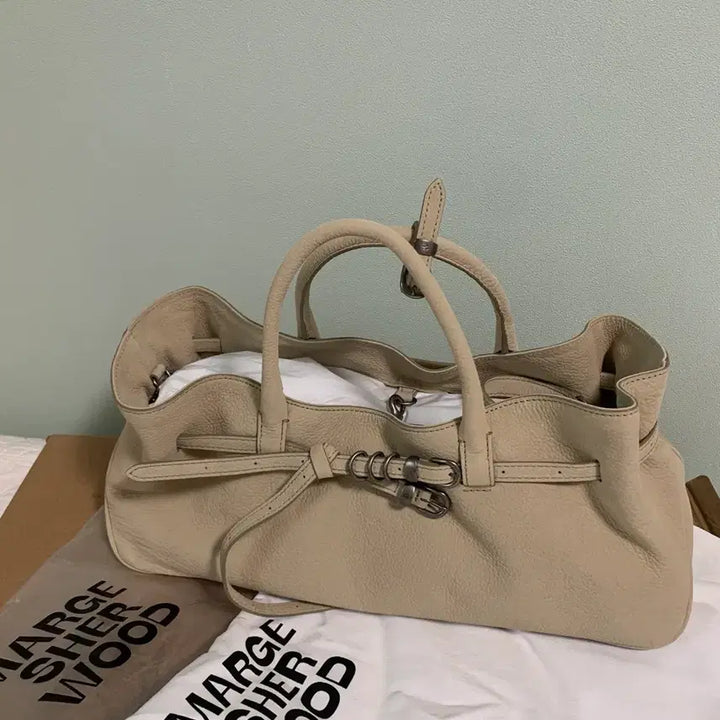 [BUNJANG] Magishood Grandma Used Nude Nubuck Bag / 마지셔우드 그랜마 유즈드 누드 누벅 가방