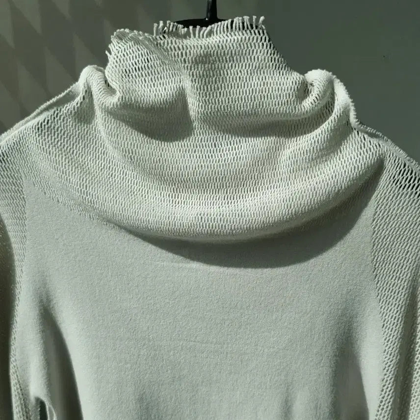 [SOLD OUT] 08A/W Issey Miyake FETE Cowl Neck Top
