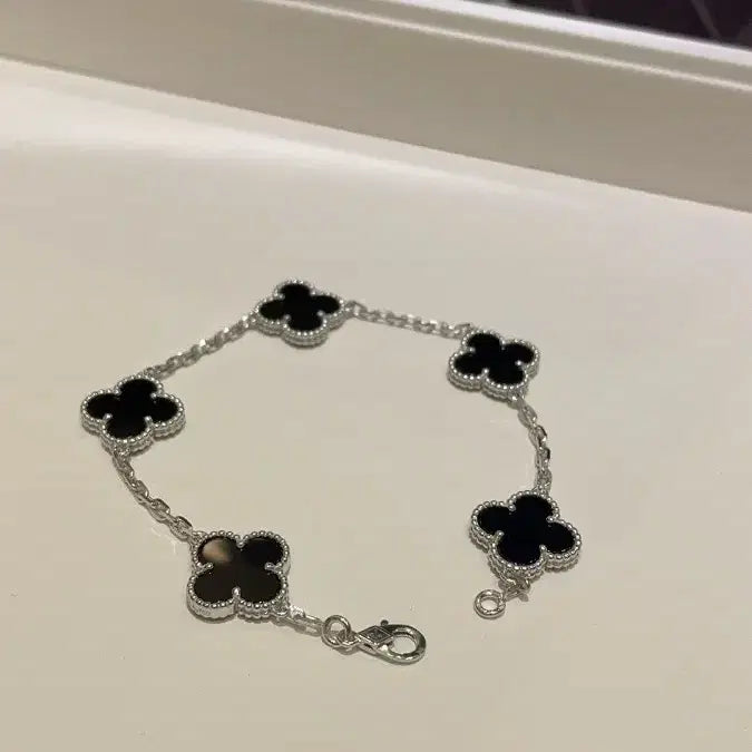 [BUNJANG] Van Cleef &amp; Arpels Alhambra Black Onyx 5 Motif Bracelet / 반클리프 아펠 블랙 오닉스 알함브라 5모티프 팔찌