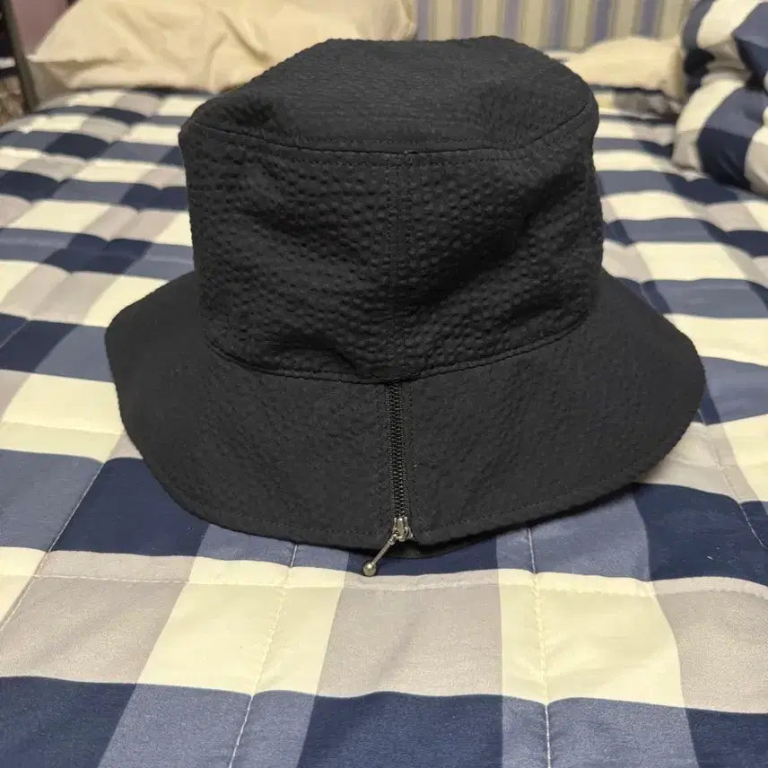 [BUNJANG] Customellow Zipper Bucket Hat / 커스텀멜로우 지퍼 버키햇