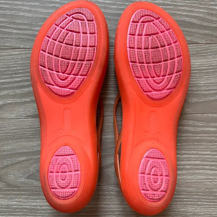 [BUNJANG] Crocs Jelly Flat Sandal Iconic Comfort / 크록스 젤리 플랫 샌들 아이코닉 컴포트