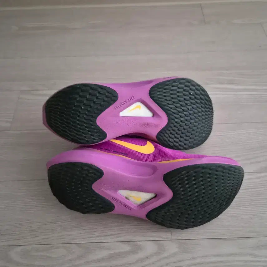[BUNJANG] Nike Woman Zoom Fly 5 Hyper Violet 240 / 나이키우먼 줌 플라이 5 하이퍼 바이올렛 240