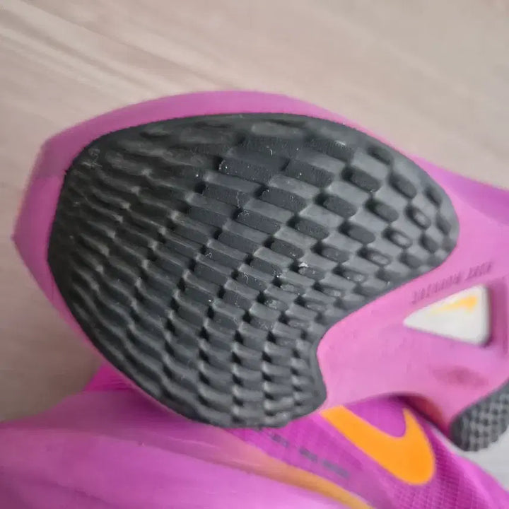 [BUNJANG] Nike Woman Zoom Fly 5 Hyper Violet 240 / 나이키우먼 줌 플라이 5 하이퍼 바이올렛 240