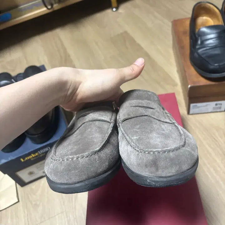 [BUNJANG] 페레가모 스웨이드 로퍼(FERRO2/ 6.5) / 페레가모 스웨이드 로퍼(FERRO2/ 6.5)