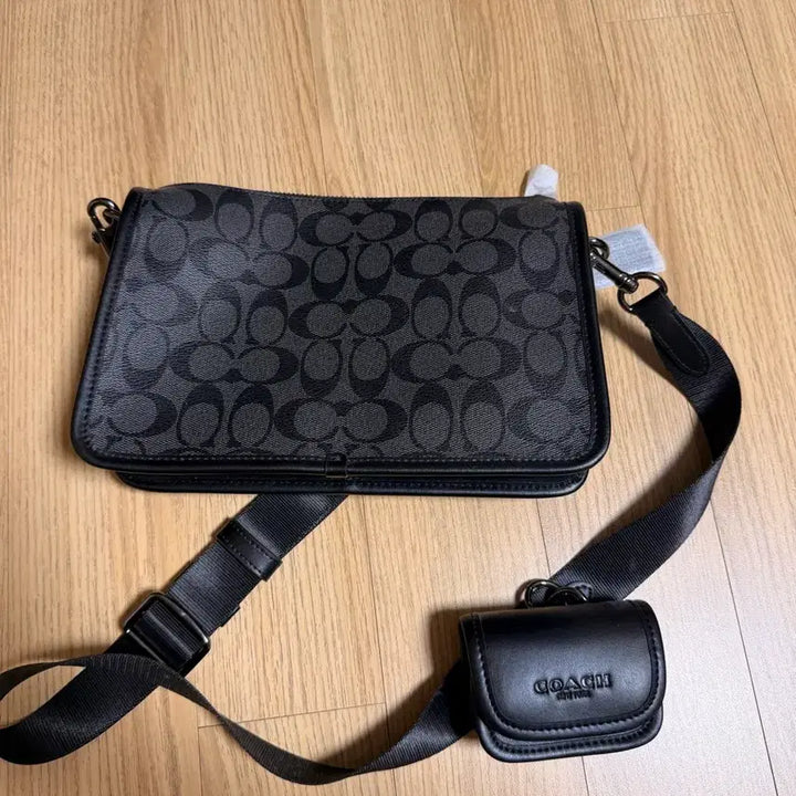 [SOLD OUT] 코치 coach시그니처 패턴 크로스백