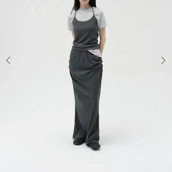 [BUNJANG] Lowtide Halter Neck Two-Piece Charcoal / (새상품) 로우타이드 홀터넥 버튼 투피스 차콜