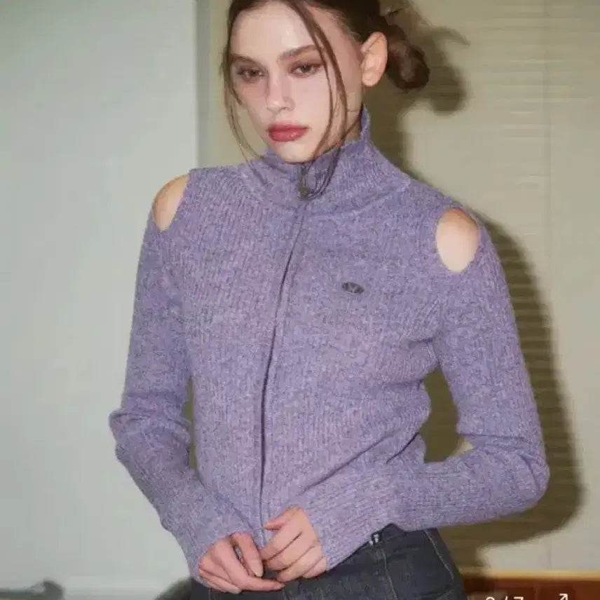 [BUNJANG] Fancy Club Cut Out Two-Way Knit Zip-up Cardigan / [원가 7.9만] 팬시클럽 컷 아웃 투웨이 니트 집업 (PURPLE)