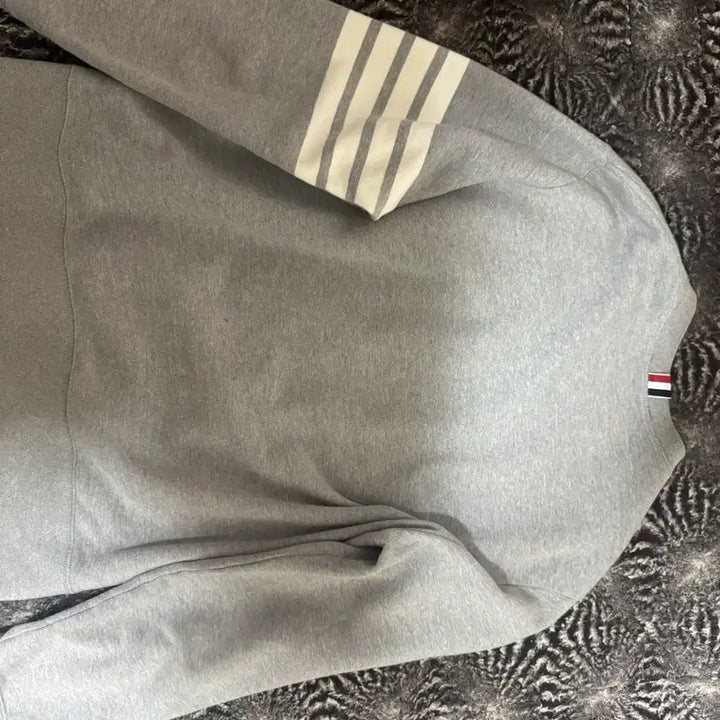 [BUNJANG] Thom Browne Gray Sweatshirt / 톰브라운 맨투맨