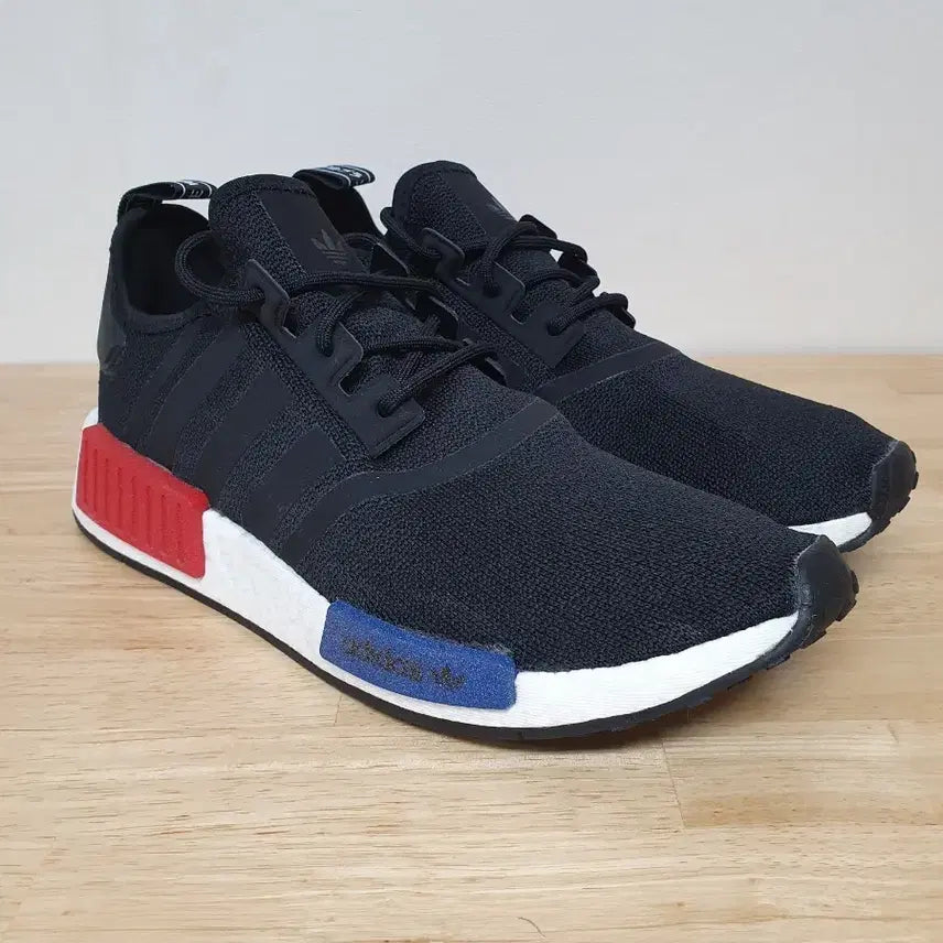 [BUNJANG] Adidas NMD_R1 OG Core Black Sneakers / 아디다스 NMD_R1 OG 코어 블랙 280mm