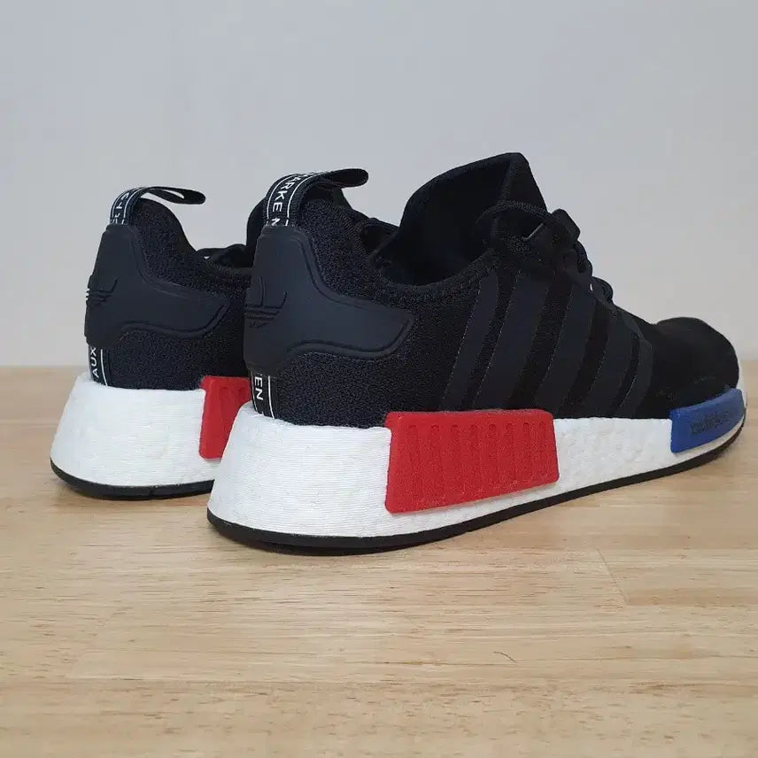 [BUNJANG] Adidas NMD_R1 OG Core Black Sneakers / 아디다스 NMD_R1 OG 코어 블랙 280mm