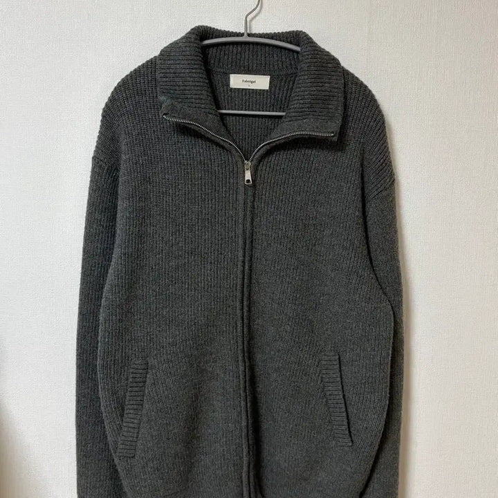 [BUNJANG] Fabrega Aaron Wool Zip-up Knit Charcoal / [3] 파브레가 아론 울 집업 니트 차콜