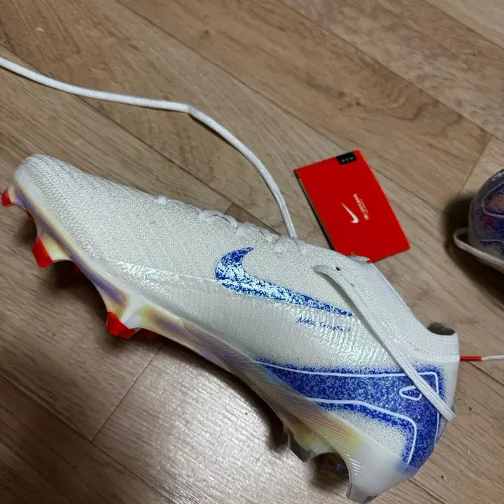 [SOLD OUT] (새상품)나이키 머큐리얼 베이퍼16 블루프린트팩 축구화 275사이즈
