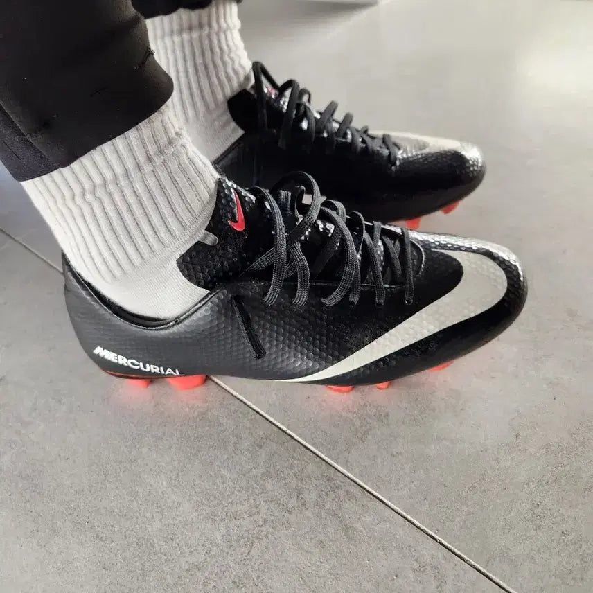 [BUNJANG] Nike Mercurial Soccer Cleats - Black / 나이키 머큐리얼 축구화 블랙