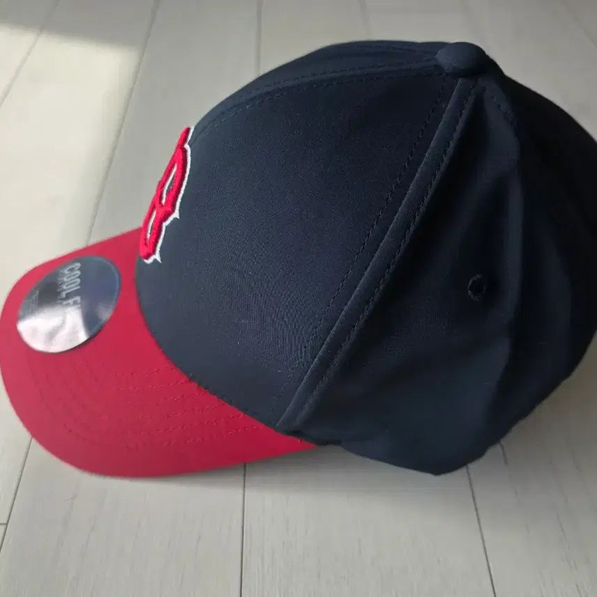 [BUNJANG] MLB Red Cap (XL) / MLB모자(59)