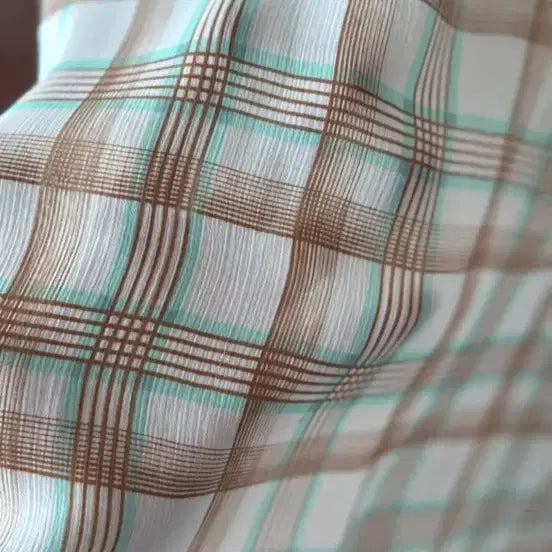 [BUNJANG] Olivia Lauren Checkered V-neck Blouse / 체크 블라우스