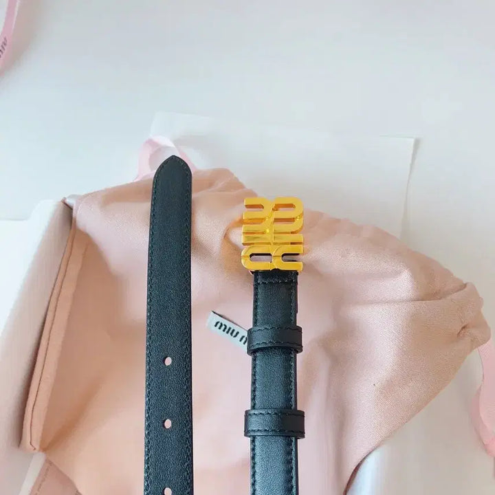 [SOLD OUT] 미우미우 가죽 벨트 블랙 2cm