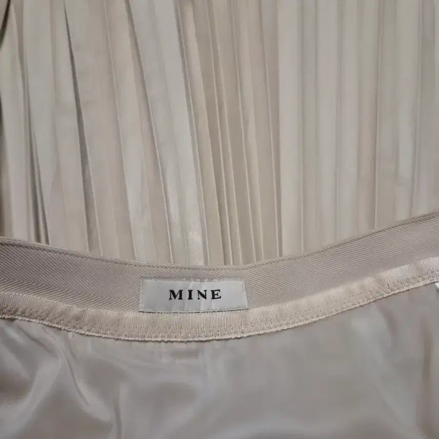 [BUNJANG] MINE Leather Skirt / MINE 레더 스커트