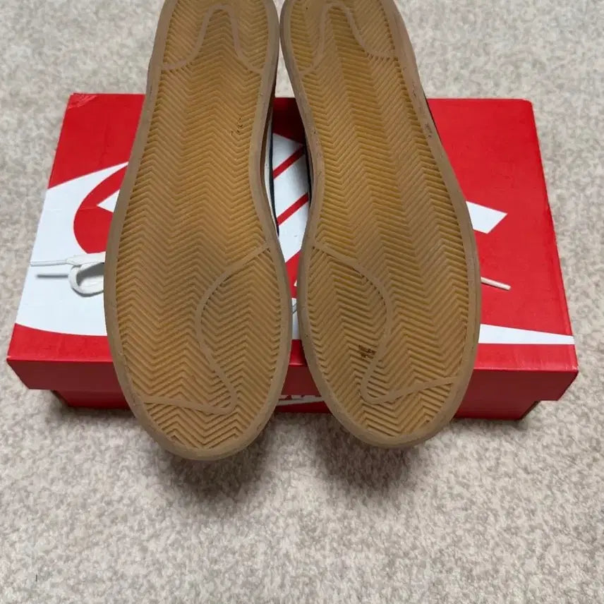 [SOLD OUT] 나이키 킬샷 270 사이즈 대여