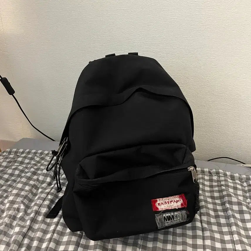 [BUNJANG] MM6 Eastpak Reversible Backpack / MM6 이스트팩 리버시블 백팩