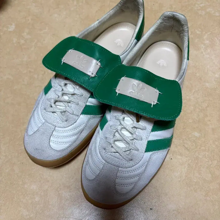 [BUNJANG] Adidas Gazelle Indoor Shoes / 아디다스 풋 인더스트리 가젤 인도어 270 판매!