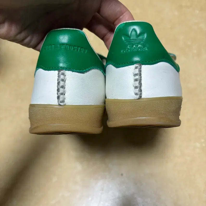 [BUNJANG] Adidas Gazelle Indoor Shoes / 아디다스 풋 인더스트리 가젤 인도어 270 판매!